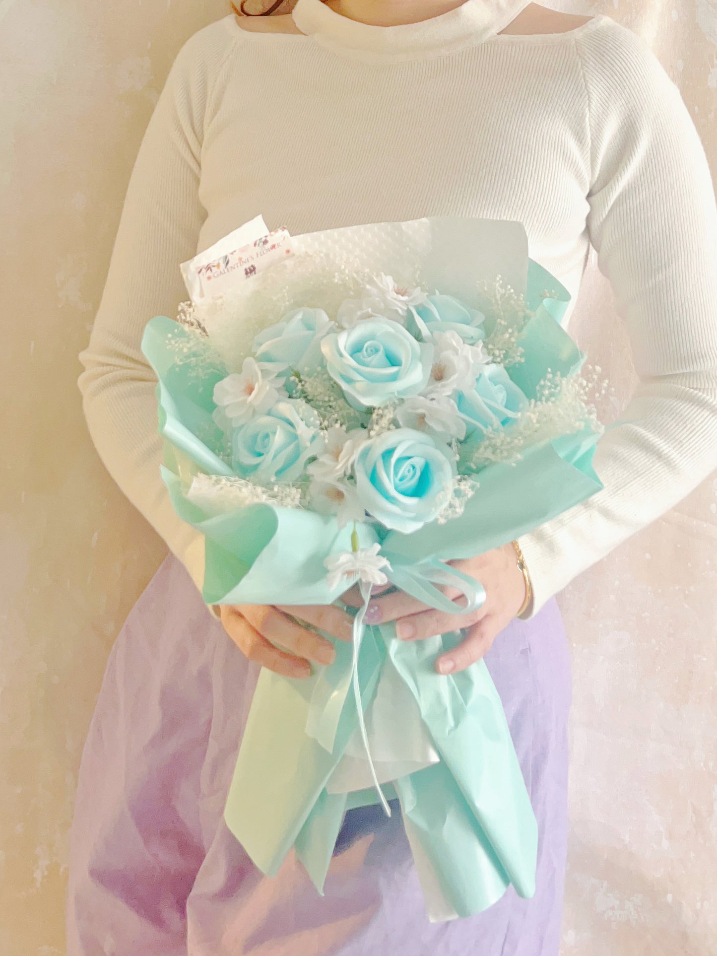 清新日系粉藍色香梘玫瑰花束 |番梘花|畢業花束 情人節花束 生日花束 中學 小學 幼稚園