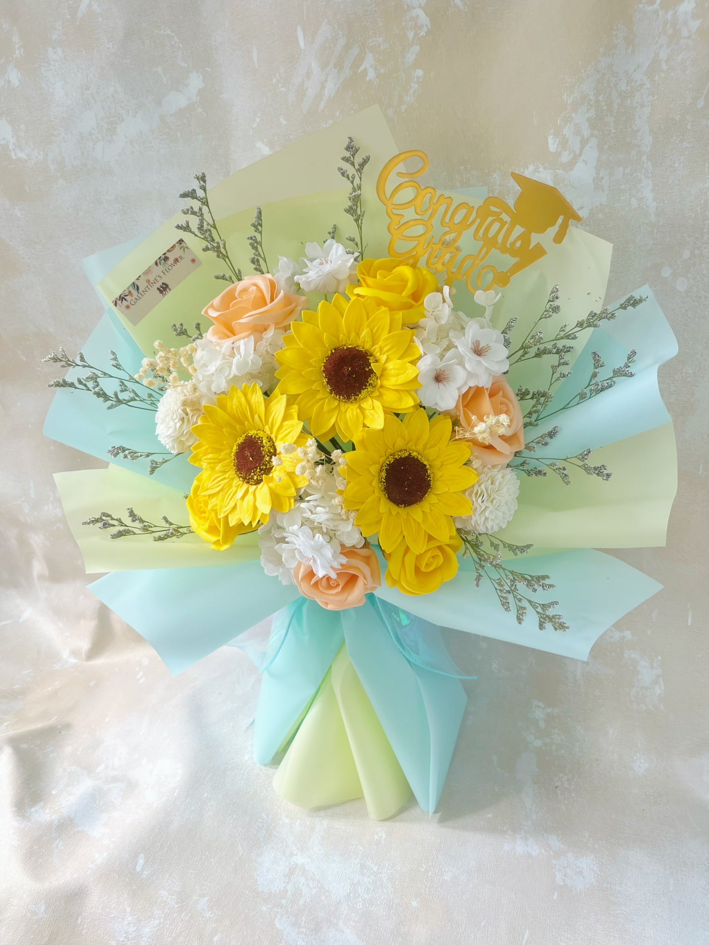 陽光燦爛的日子-香梘太陽花 玫瑰花束 向日葵|香梘花|畢業花束 小學 幼稚園