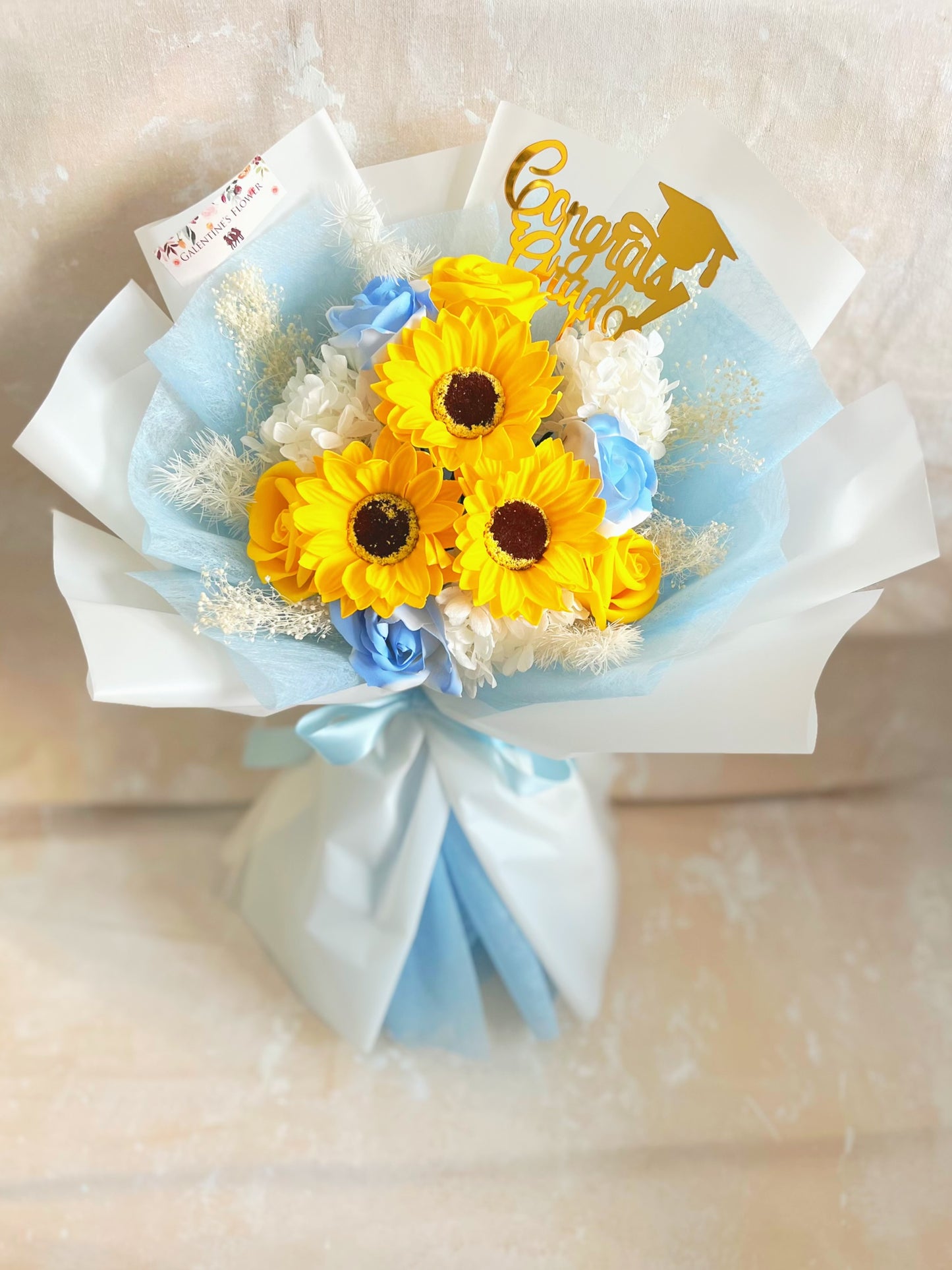 美好將來-香梘太陽花 玫瑰花束 向日葵|香梘花|畢業花束 小學 幼稚園