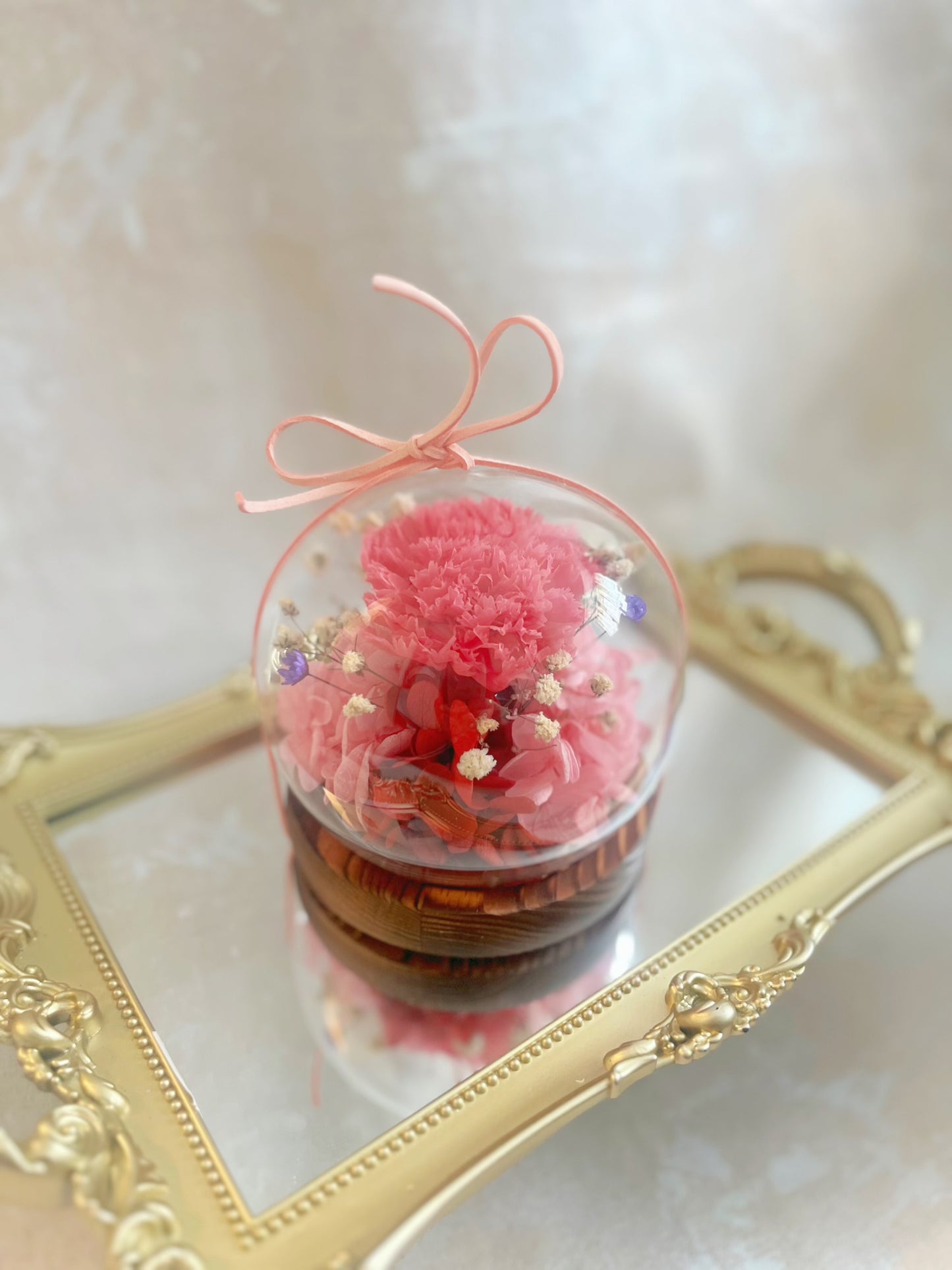 母親節系列 桃紅色迷你康乃馨水晶球保鮮花 永生花擺設 玻璃球 玻璃罩 花瓶