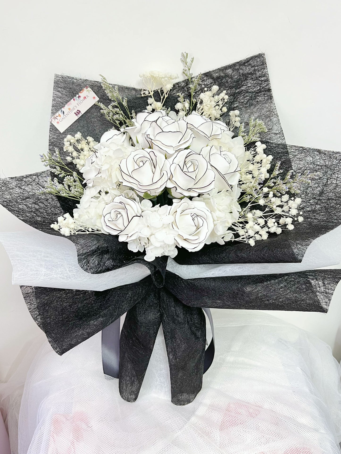 11 枝香奈風香梘玫瑰花束 |番梘花|畢業花束 情人節花束 生日花束 中學 小學 幼稚園