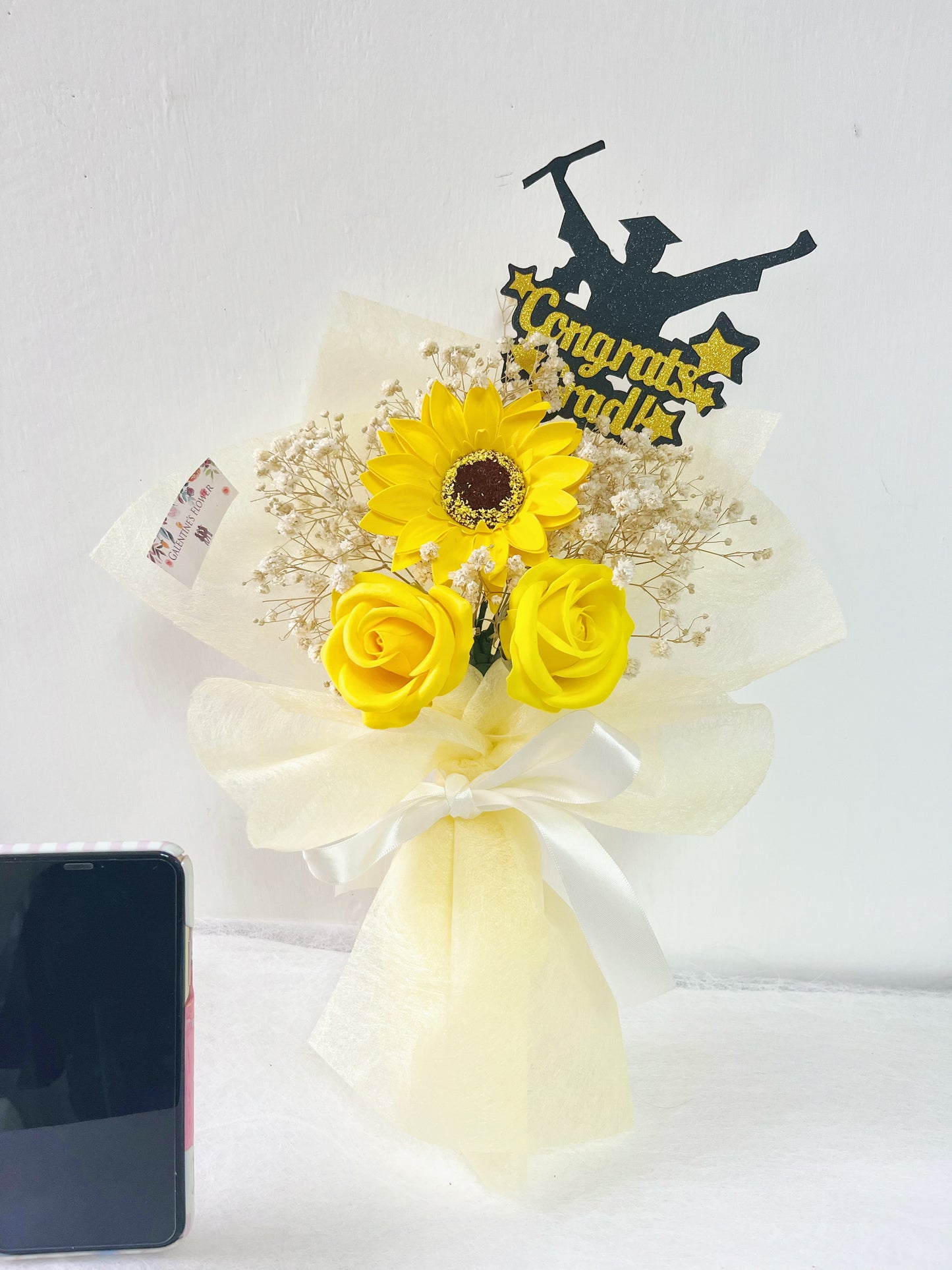 畢業花束精選 1枝太陽花花束 + 玫瑰花|香梘花 生日花束 中學 小學 幼稚園