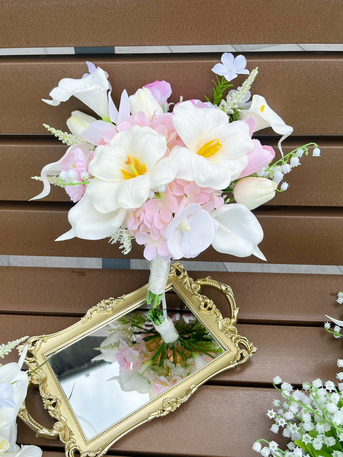 (現貨）新娘花球-仿真花花球 馬蹄蘭 鬱金香 絲花花球 韓式花球 pre wedding 婚禮花球