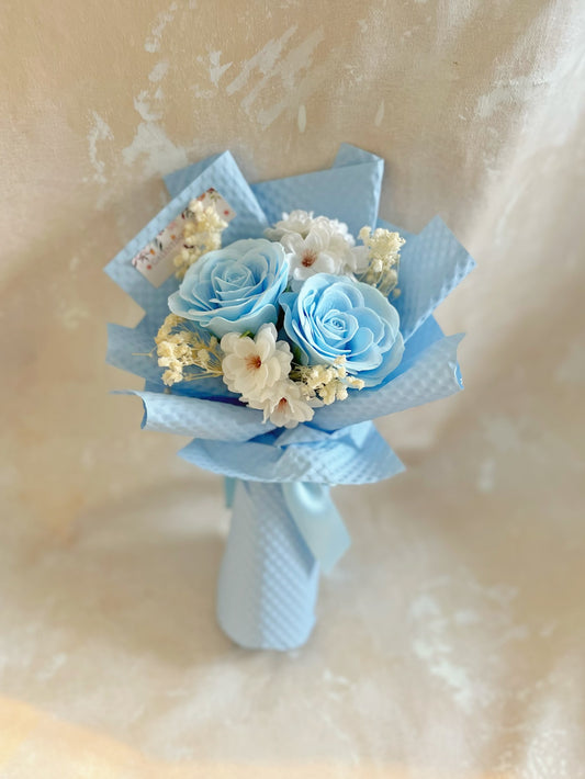 理想與夢想畢業花花束 + 玫瑰花｜香梘花生日花束 中學 小學 幼稚園