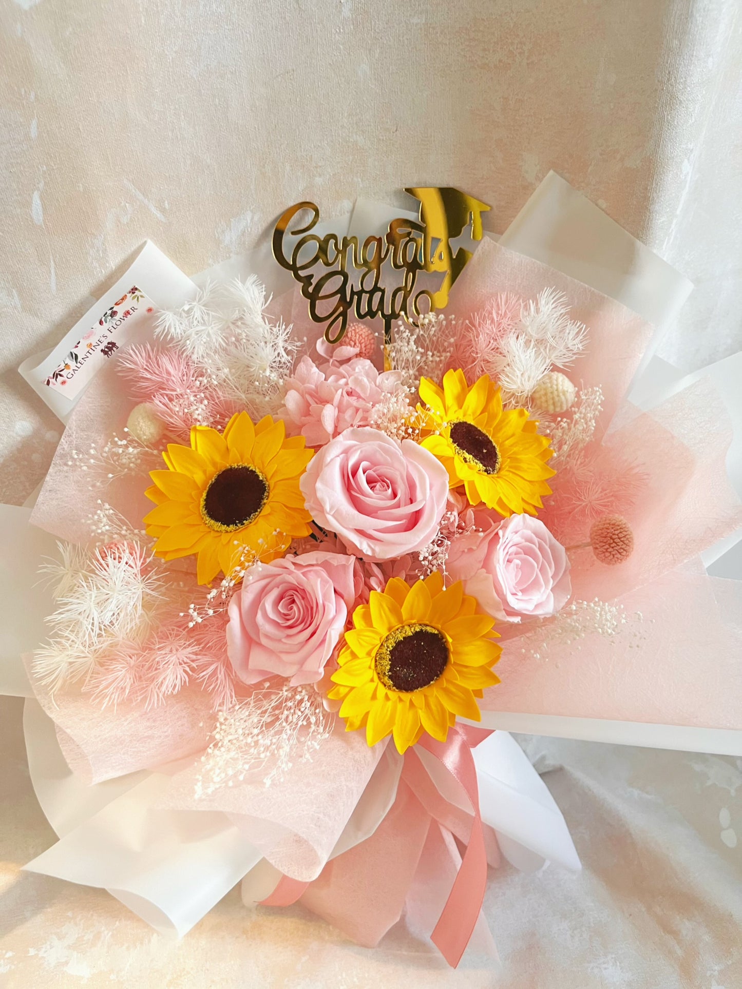 畢業花束精選- 3 枝粉紅色保鮮玫瑰 + 番梘太陽花束｜保鮮花+香梘花 永生花 中學 小學 幼稚園