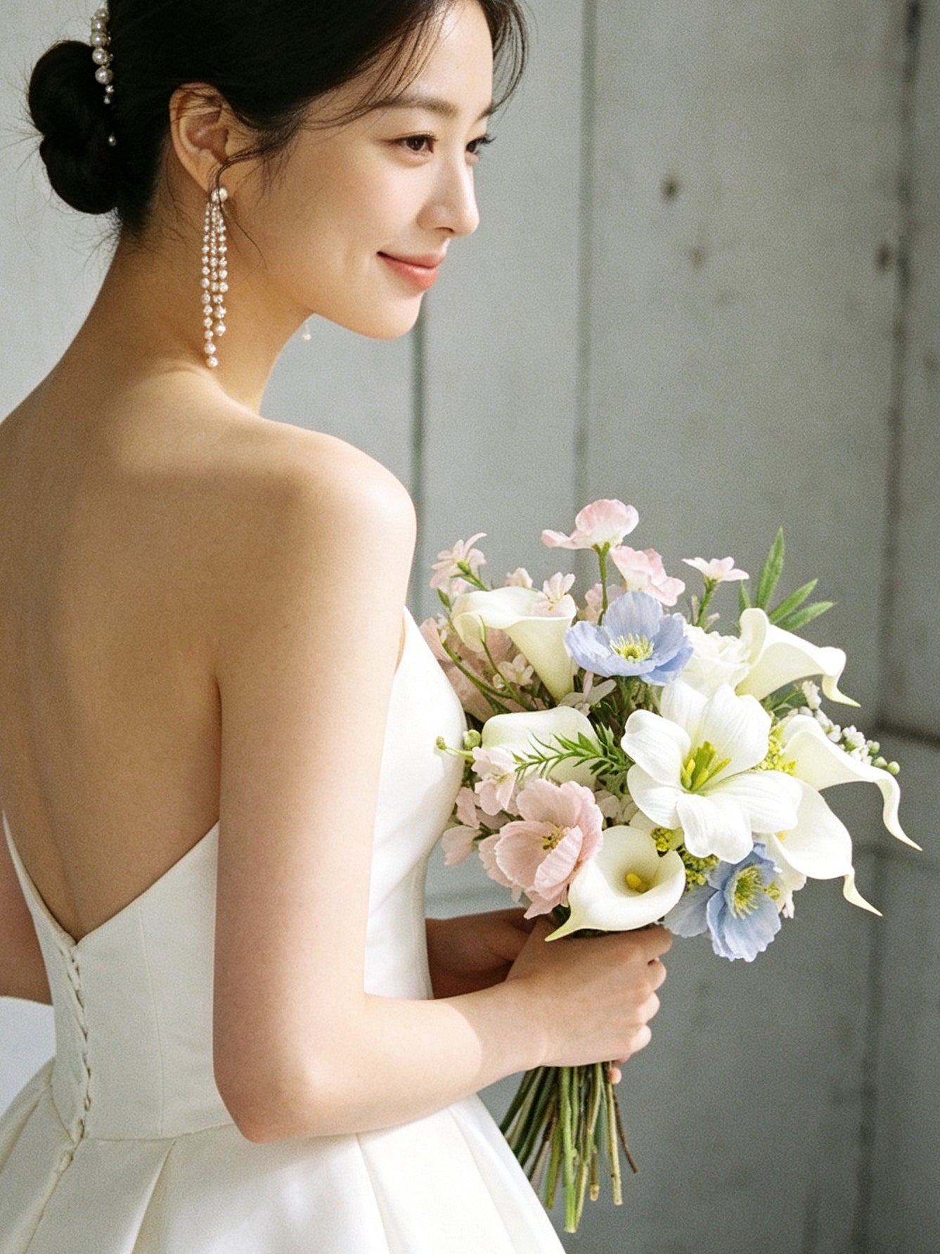 (一個月預訂）新娘花球-仿真花花球 馬蹄蘭 絲花花球 韓式花球 pre wedding