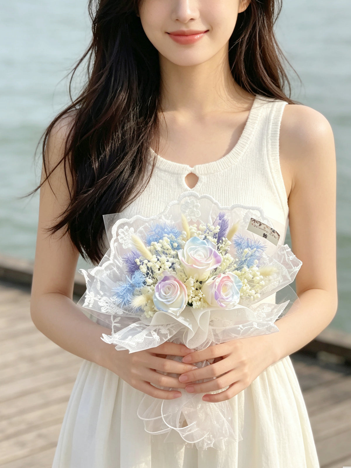 （有現貨）小花束 永生花束 玫瑰－蕾絲3 枝夢幻色系保鮮玫瑰花束｜畢業花束