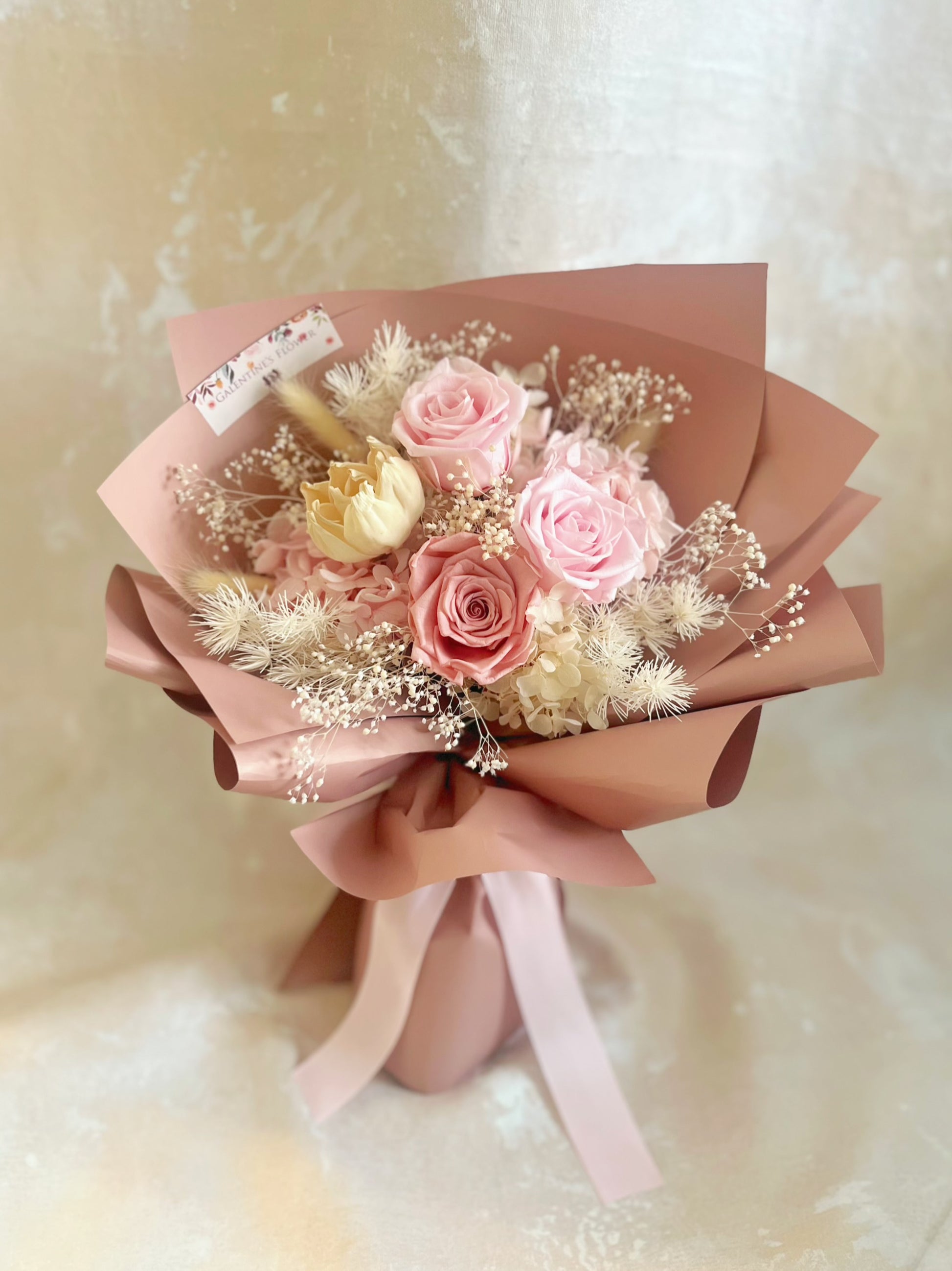 (有現貨）3 枝溫柔大地色系－保鮮玫瑰花束｜保鮮花 永生花 畢業花束 生日花束