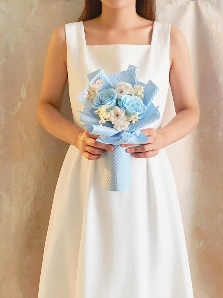 理想與夢想畢業花花束 + 玫瑰花｜香梘花生日花束 中學 小學 幼稚園