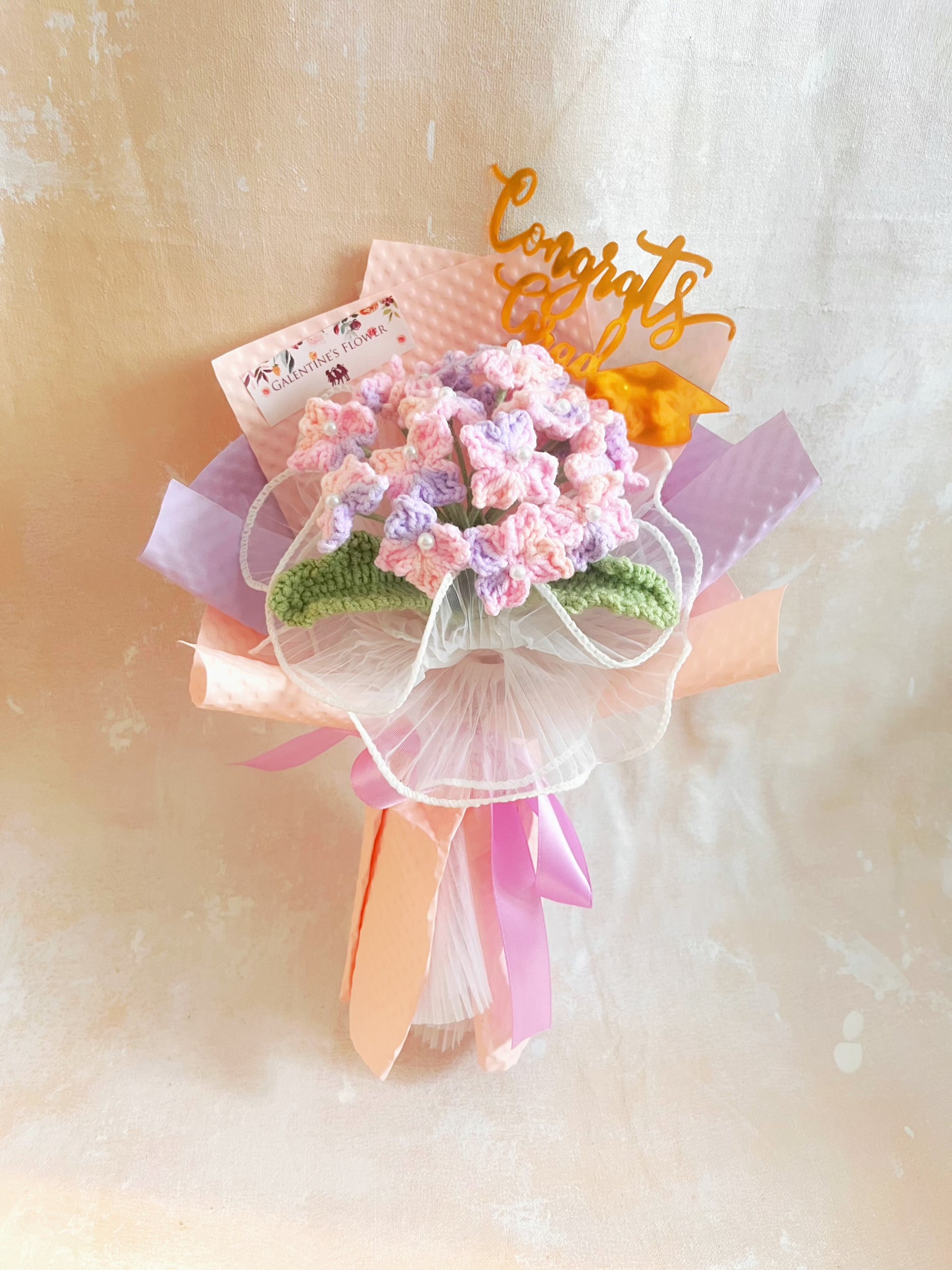 初見 日系繡球花針織小花束 畢業禮禮物 畢業花束精選 生日花束 中學 小學 幼稚園