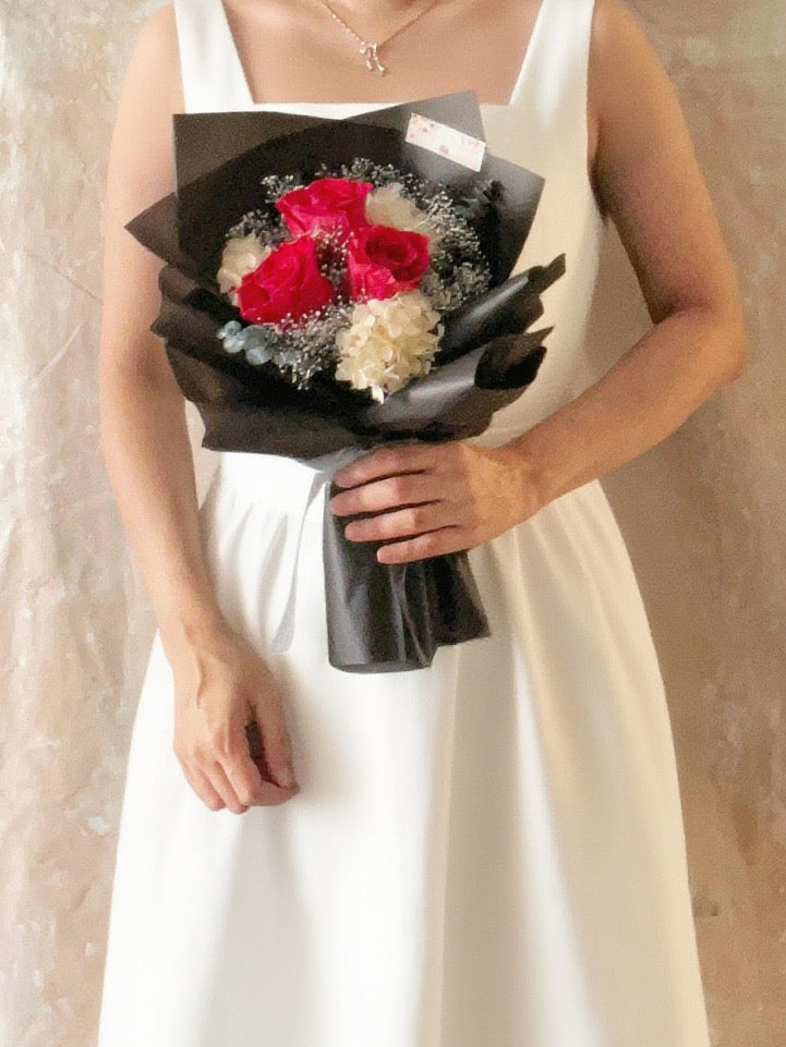 3 枝午夜熱情紅色－保鮮玫瑰花束｜保鮮花 永生花 畢業花束 生日花束