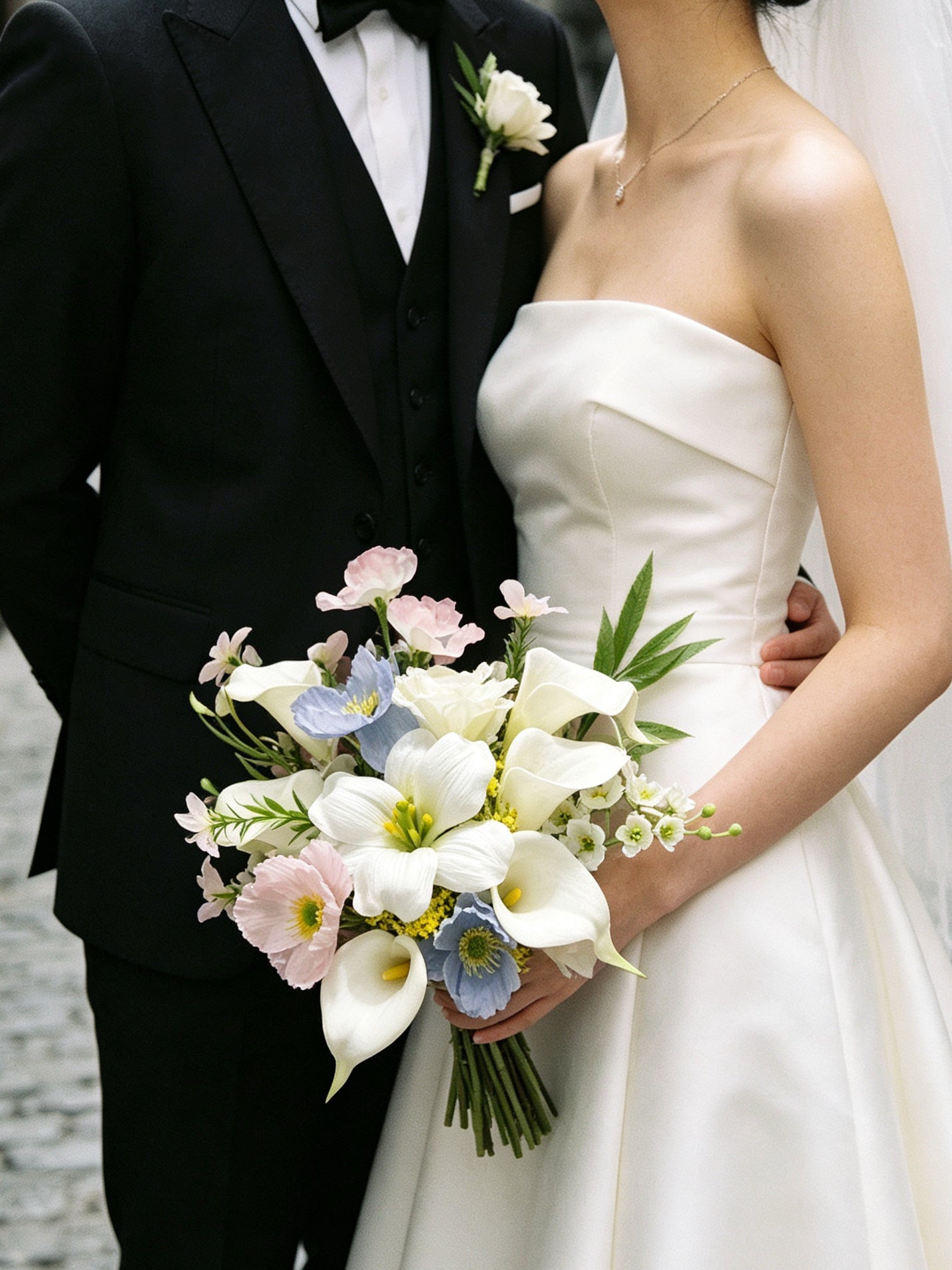 (一個月預訂）新娘花球-仿真花花球 馬蹄蘭 絲花花球 韓式花球 pre wedding