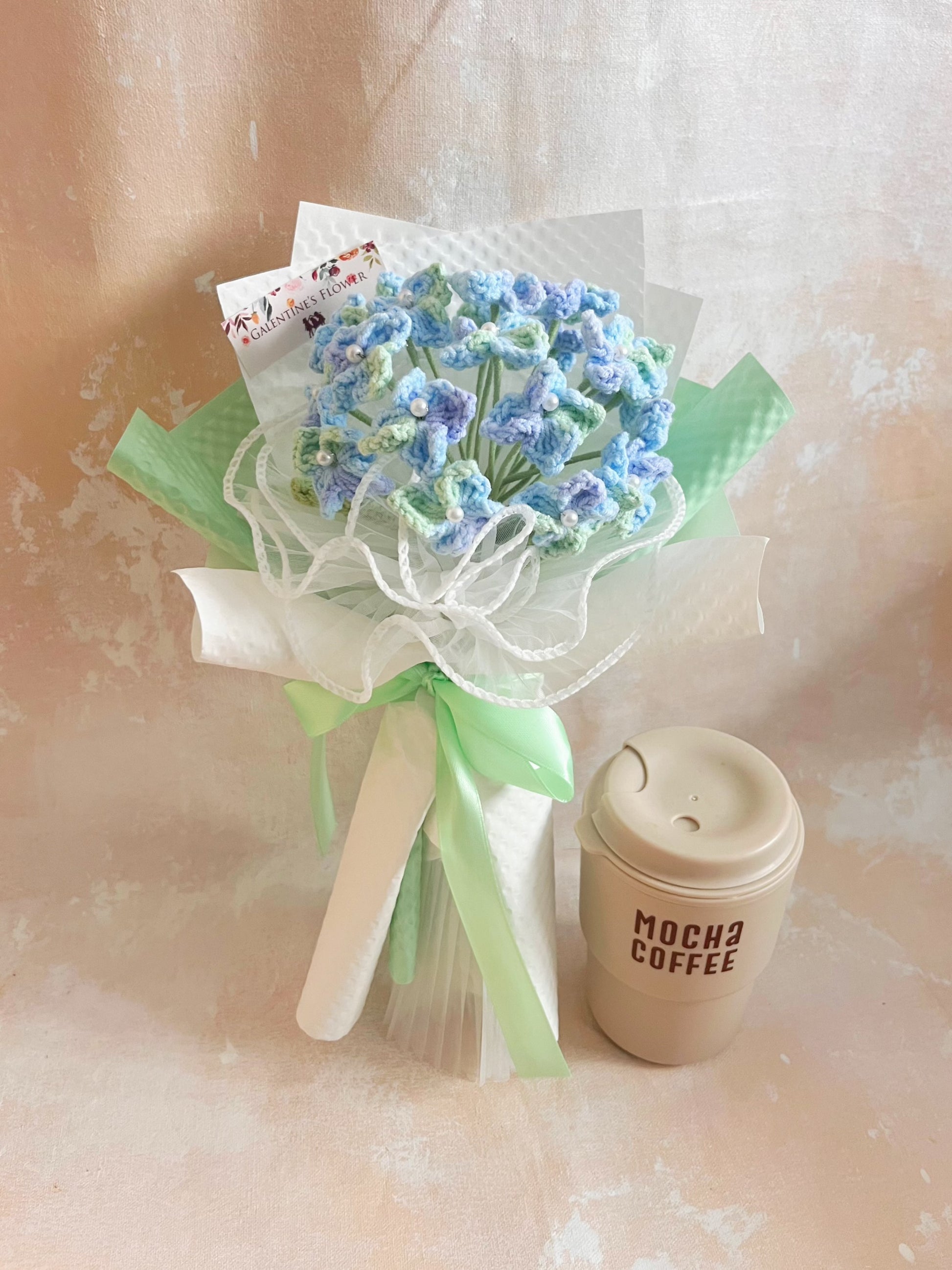 (有現貨）清新 日系繡球花針織小花束 畢業禮禮物 畢業花束精選 生日花束 中學 小學 幼稚園