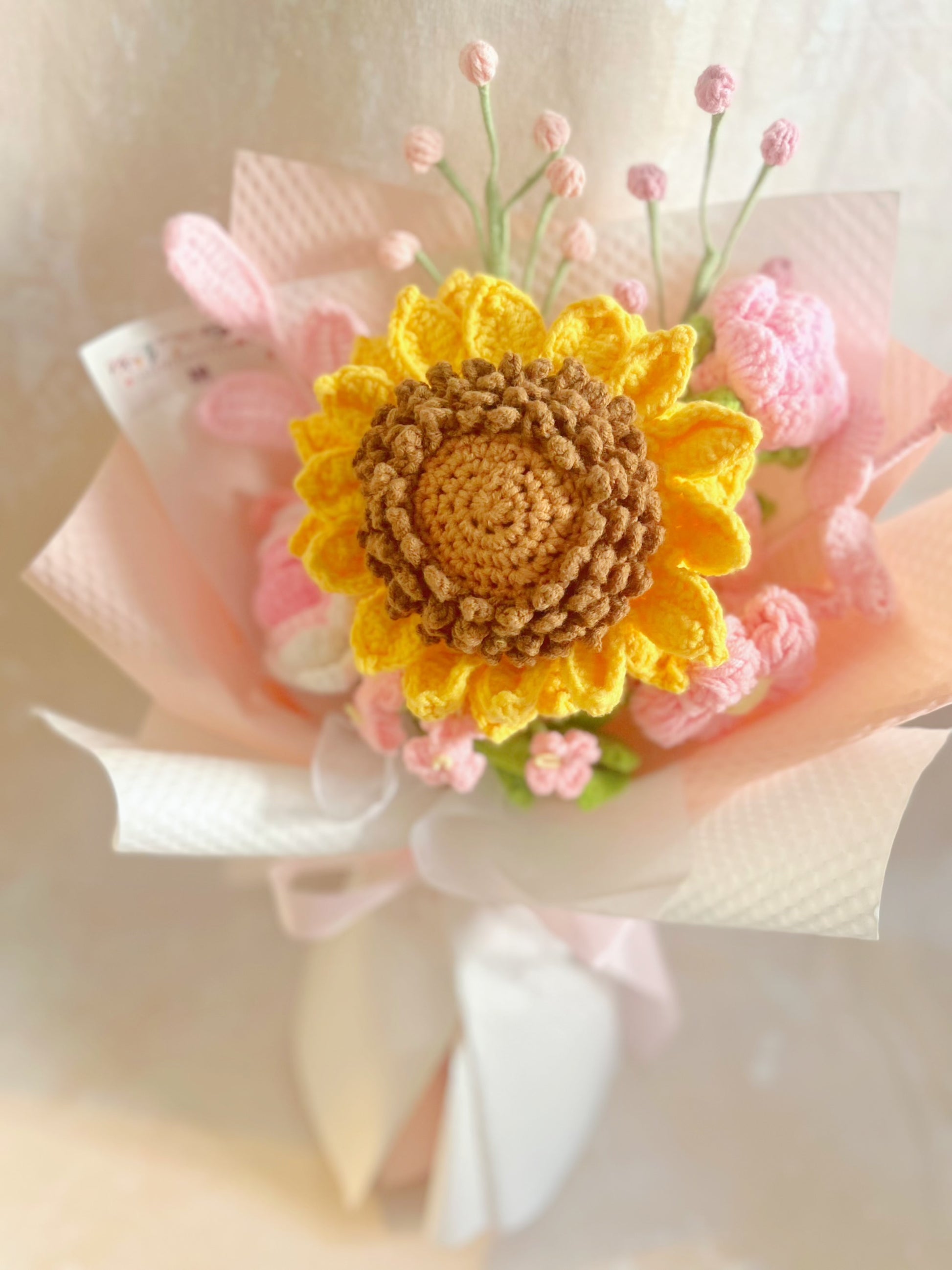 （有現貨）粉紅女孩 針織花束 畢業禮禮物 畢業花束精選 生日花束 中學 小學 幼稚園