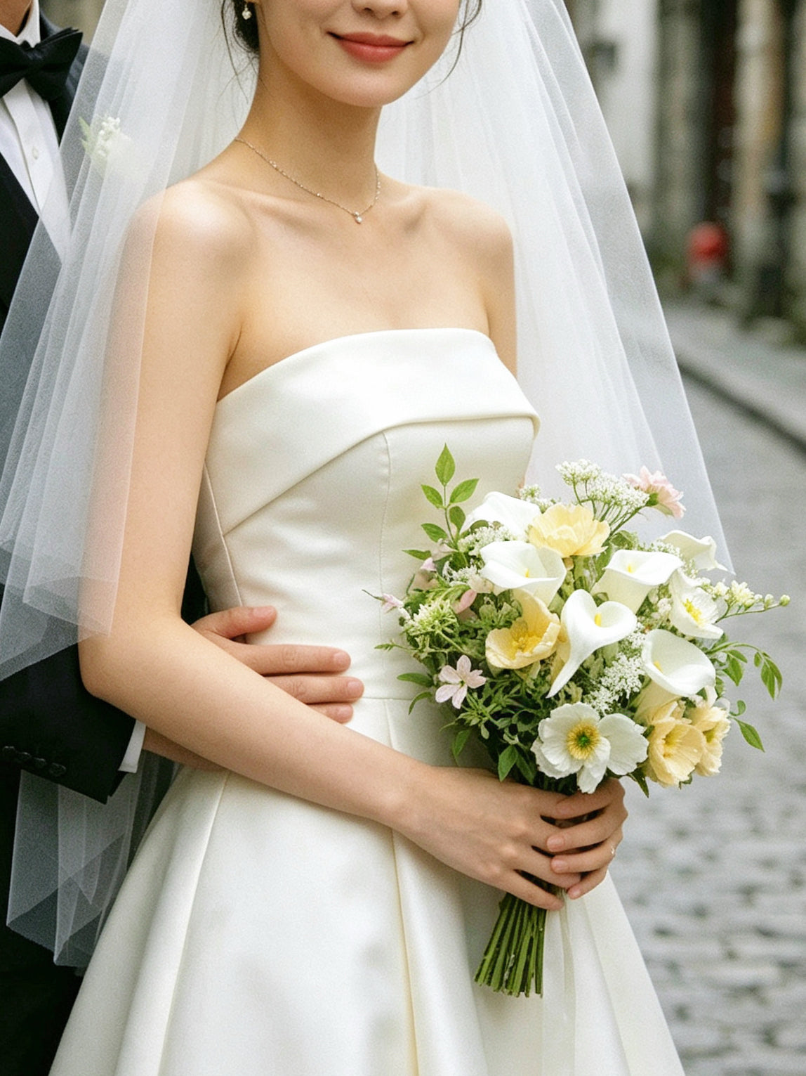 (一個月預訂）新娘花球-仿真花花球 馬蹄蘭 絲花花球 韓式花球 pre wedding