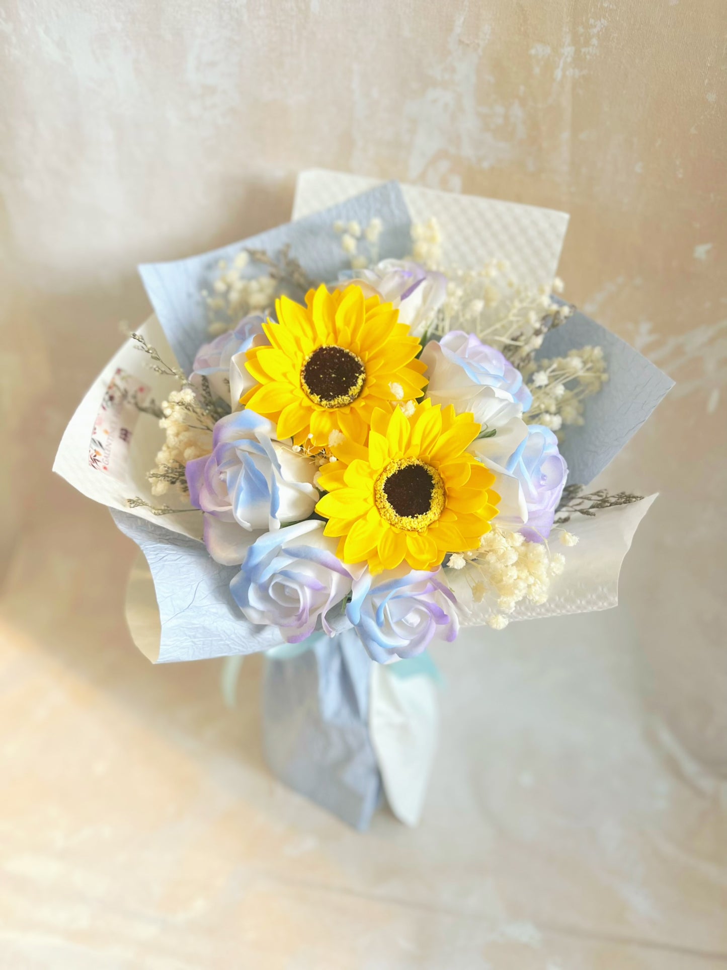 夢幻畢業舞曲 香梘太陽花 玫瑰花束 向日葵｜香梘花｜畢業花束  小學 幼稚園