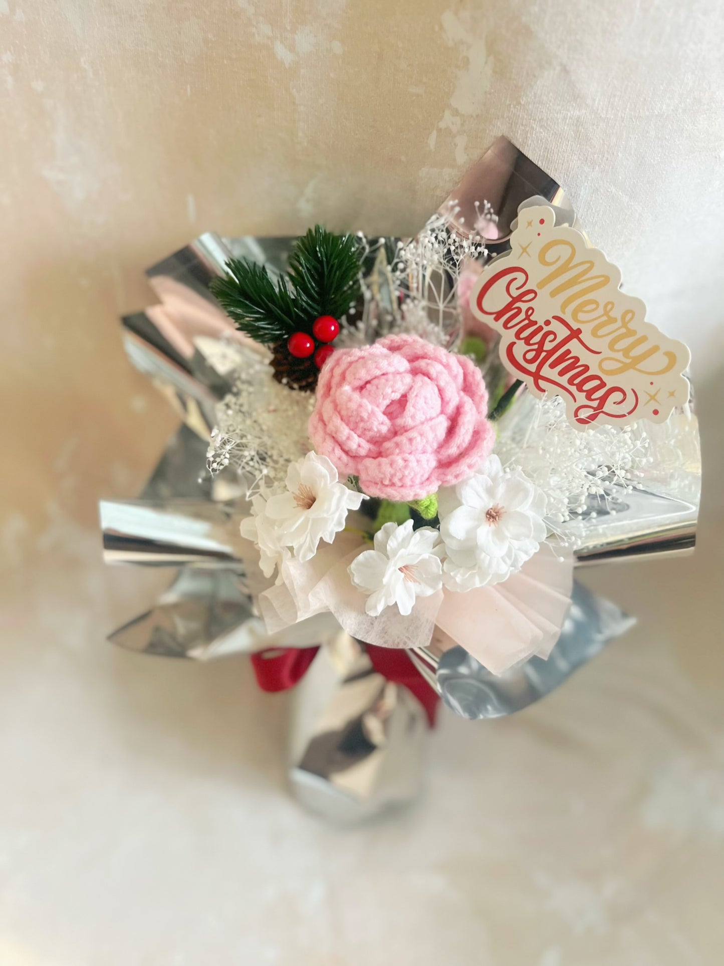 聖誕粉紅玫瑰針織花束 畢業禮禮物 畢業花束 公仔花束 生日花束 中學 小學 幼稚園