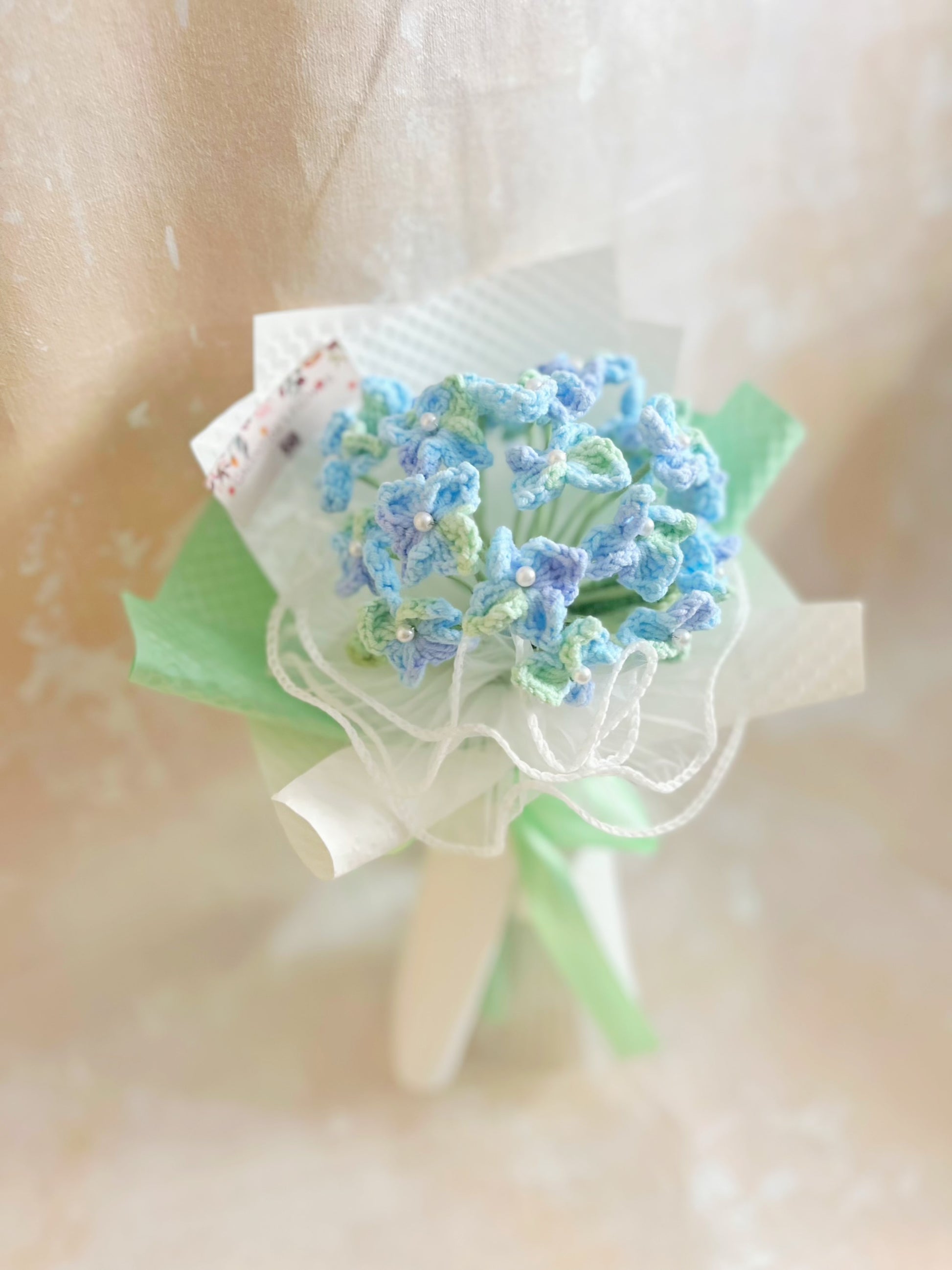 (有現貨）清新 日系繡球花針織小花束 畢業禮禮物 畢業花束精選 生日花束 中學 小學 幼稚園