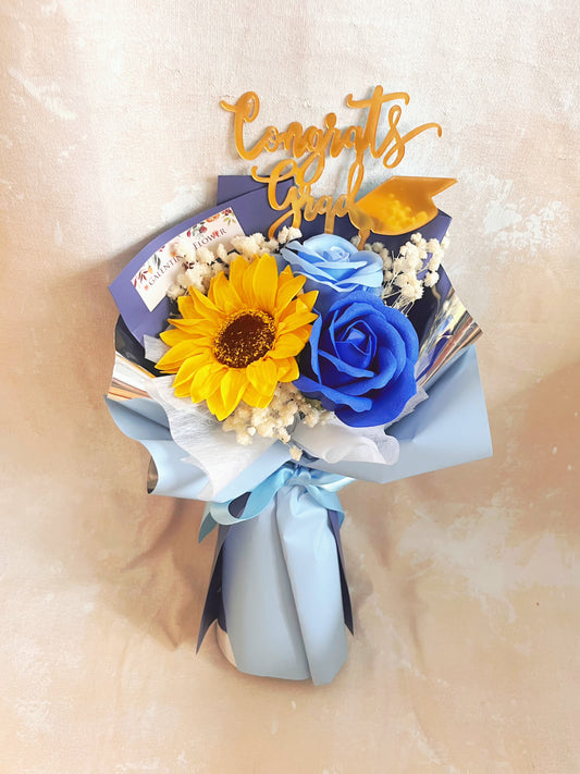 藍藍天空高掛我的夢 畢業花束精選 1枝太陽花花束 + 玫瑰花｜香梘花生日花束 中學 小學 幼稚園
