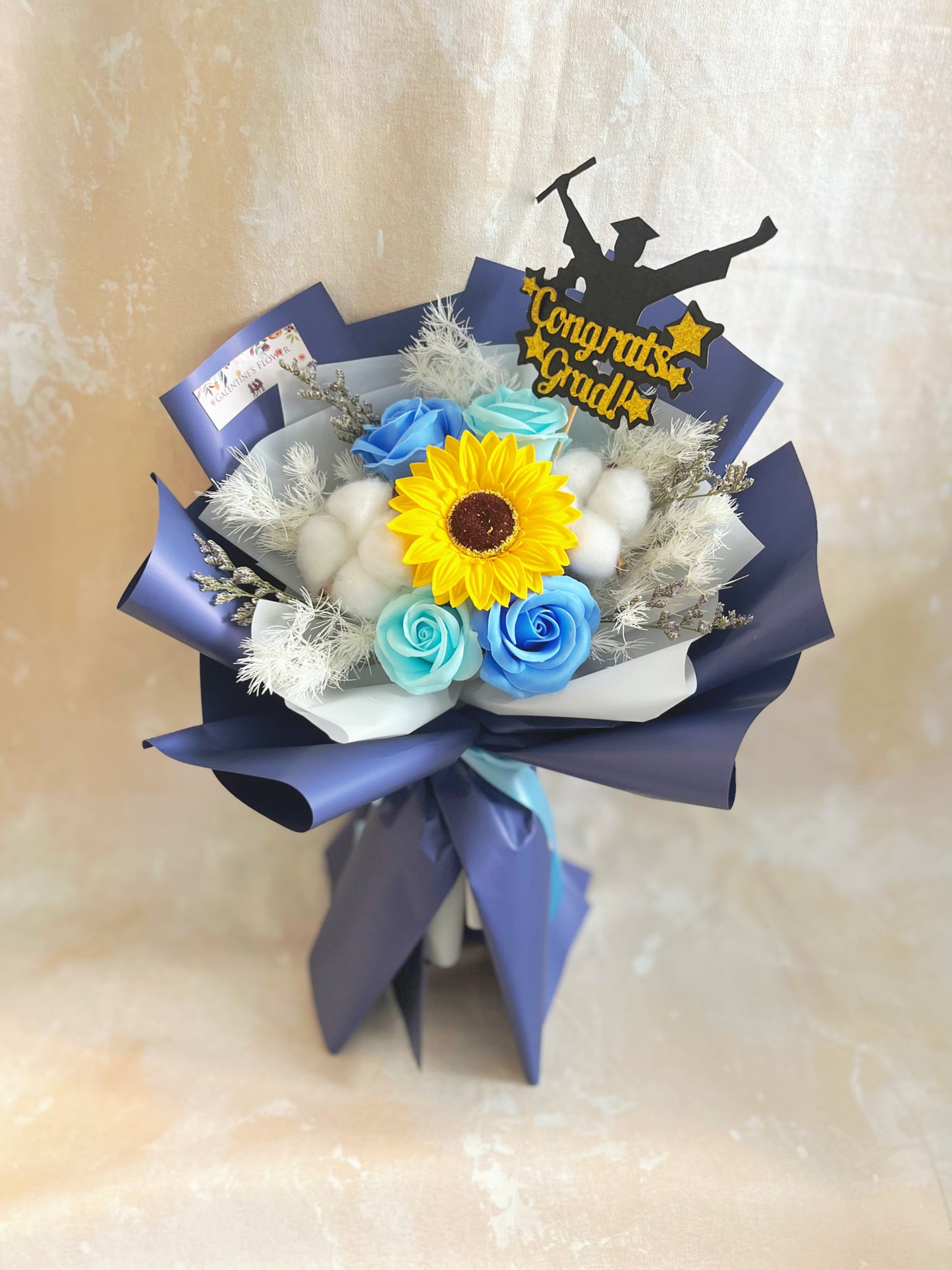 聰明智多星~小版畢業花束精選 1枝太陽花花束 + 玫瑰花｜香梘花生日花束 中學 小學 幼稚園