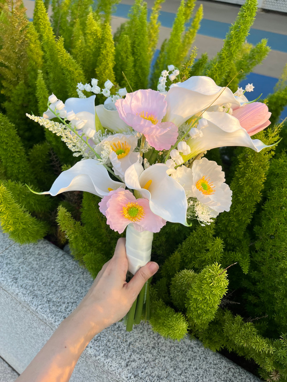 (現貨）新娘花球-仿真花花球 馬蹄蘭 絲花花球 韓式花球 pre wedding 婚禮花球