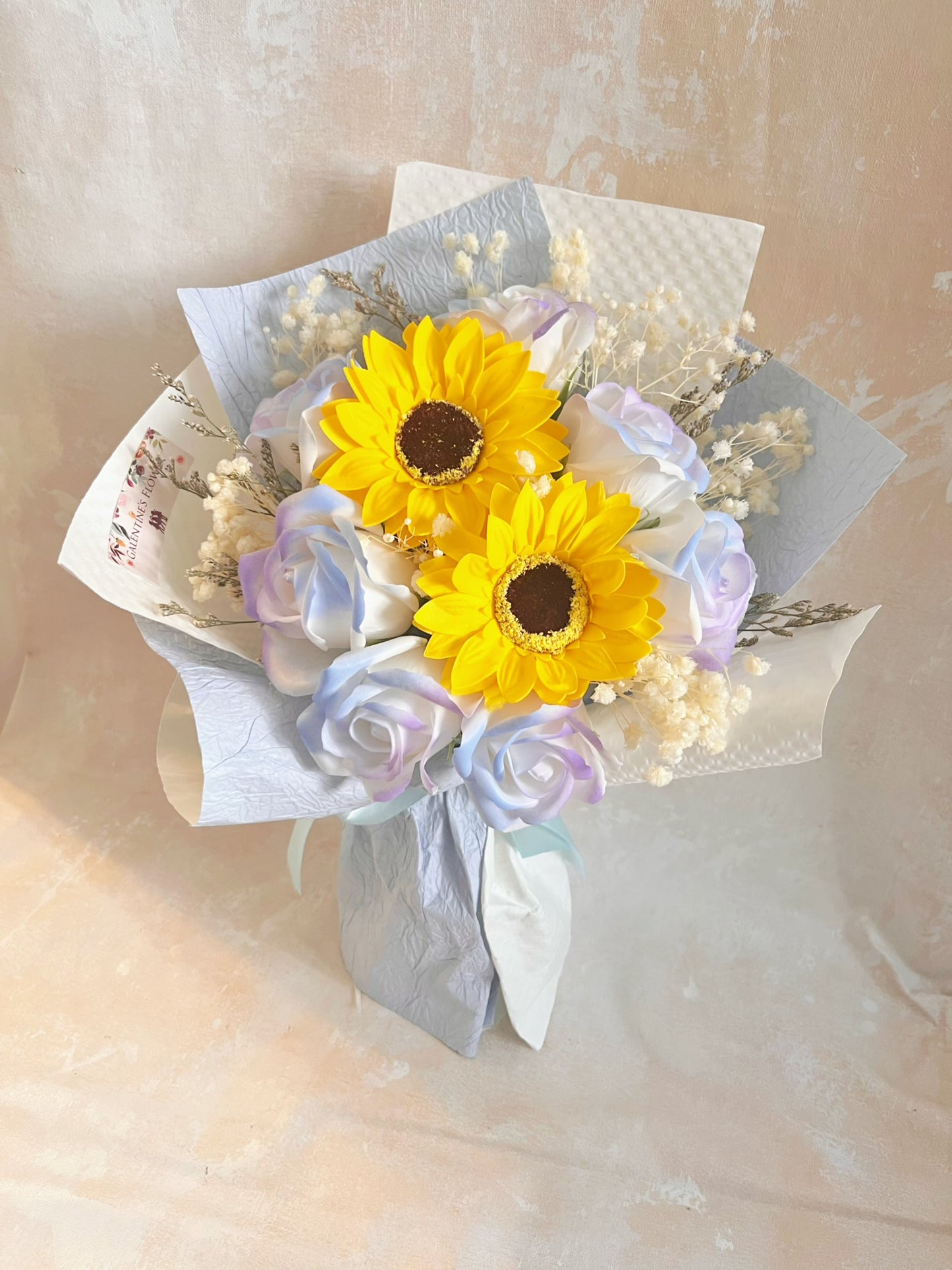 夢幻畢業舞曲 香梘太陽花 玫瑰花束 向日葵｜香梘花｜畢業花束  小學 幼稚園