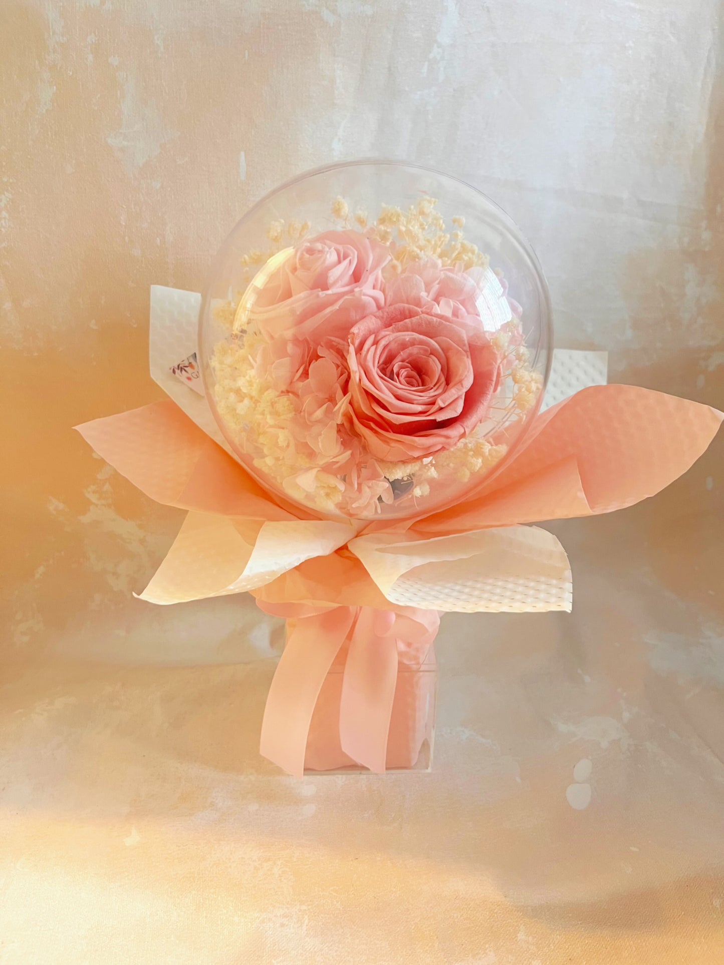 浪漫小夢幻球 2枝保鮮玫瑰花束｜保鮮花 永生花 生日花束