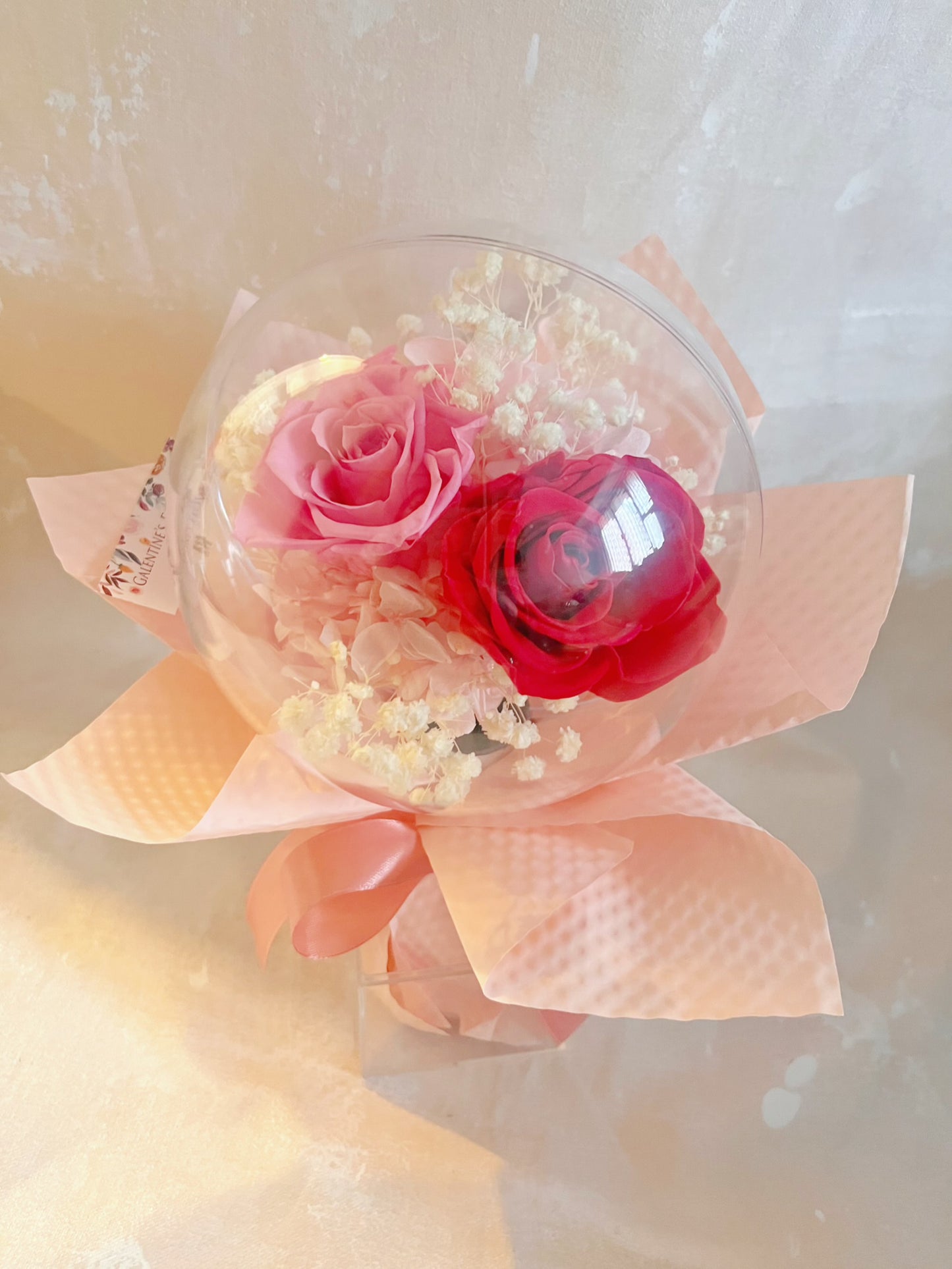 （有現貨）熱情小夢幻球 2枝保鮮玫瑰花束｜保鮮花 永生花 生日花束