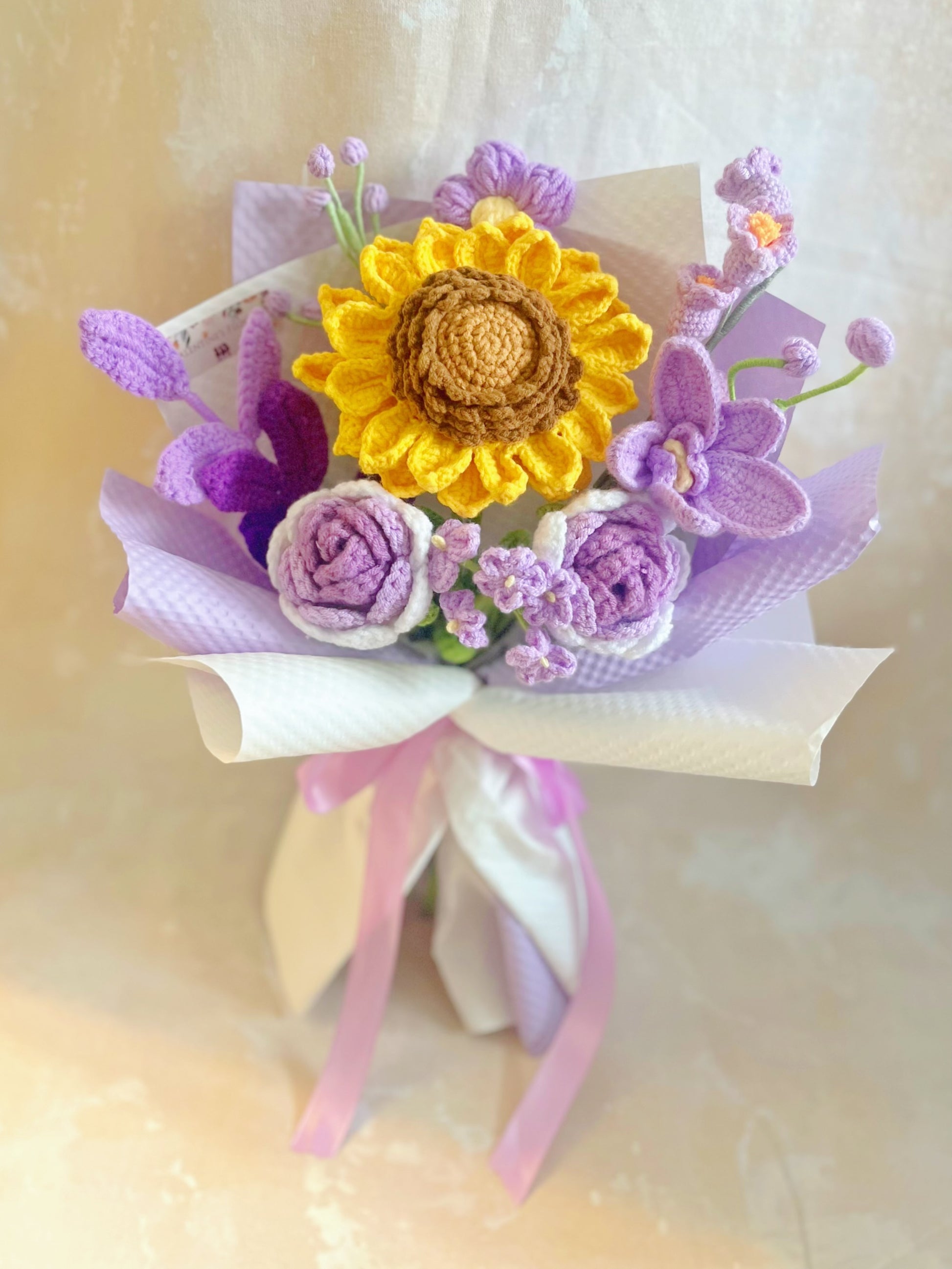 薰衣草陽光 針織花束 畢業禮禮物 畢業花束 公仔 生日花束 中學 小學 幼稚園