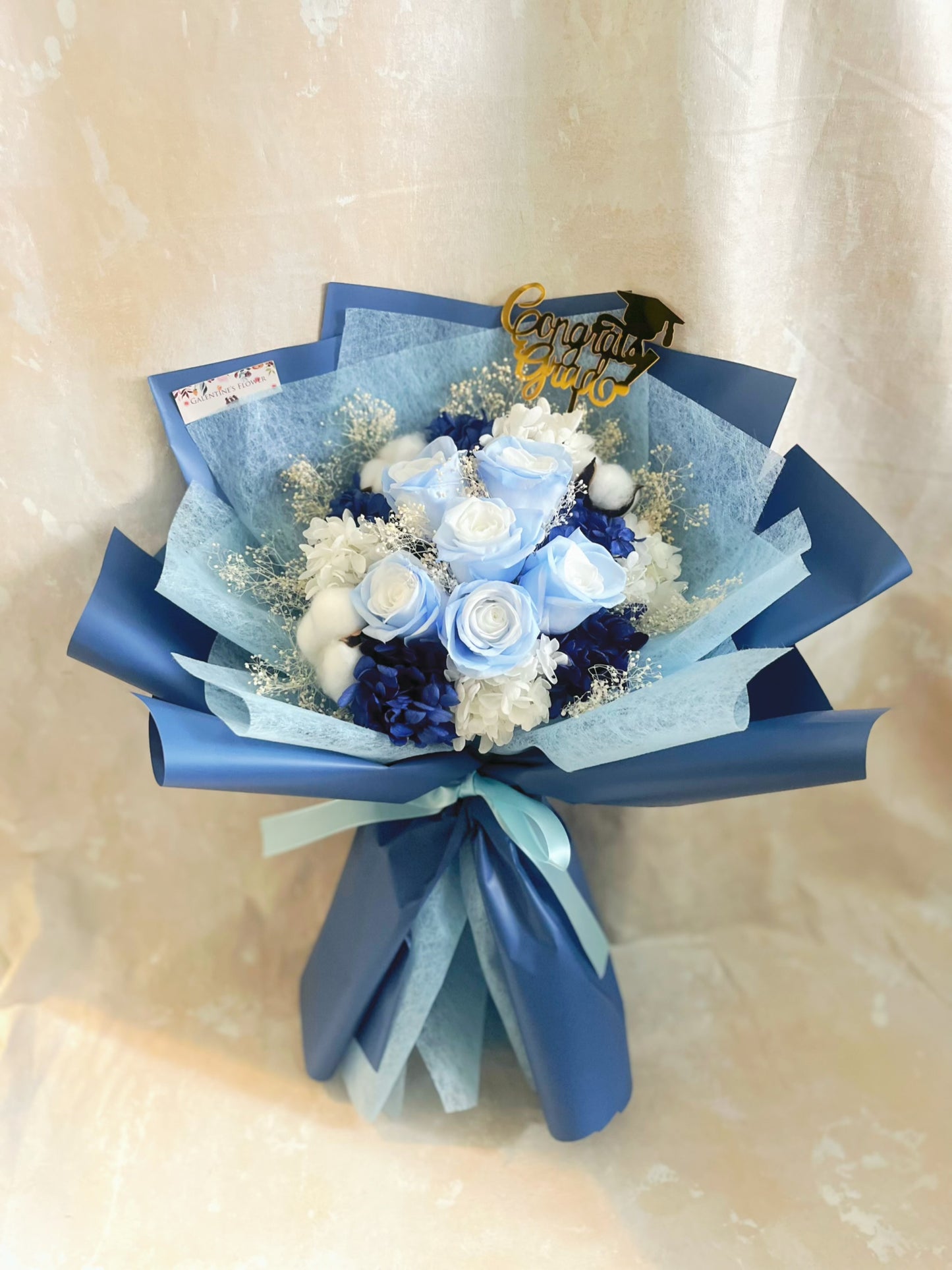 飄雪冰藍 6枝保鮮玫瑰花束｜保鮮花 永生花 畢業花束