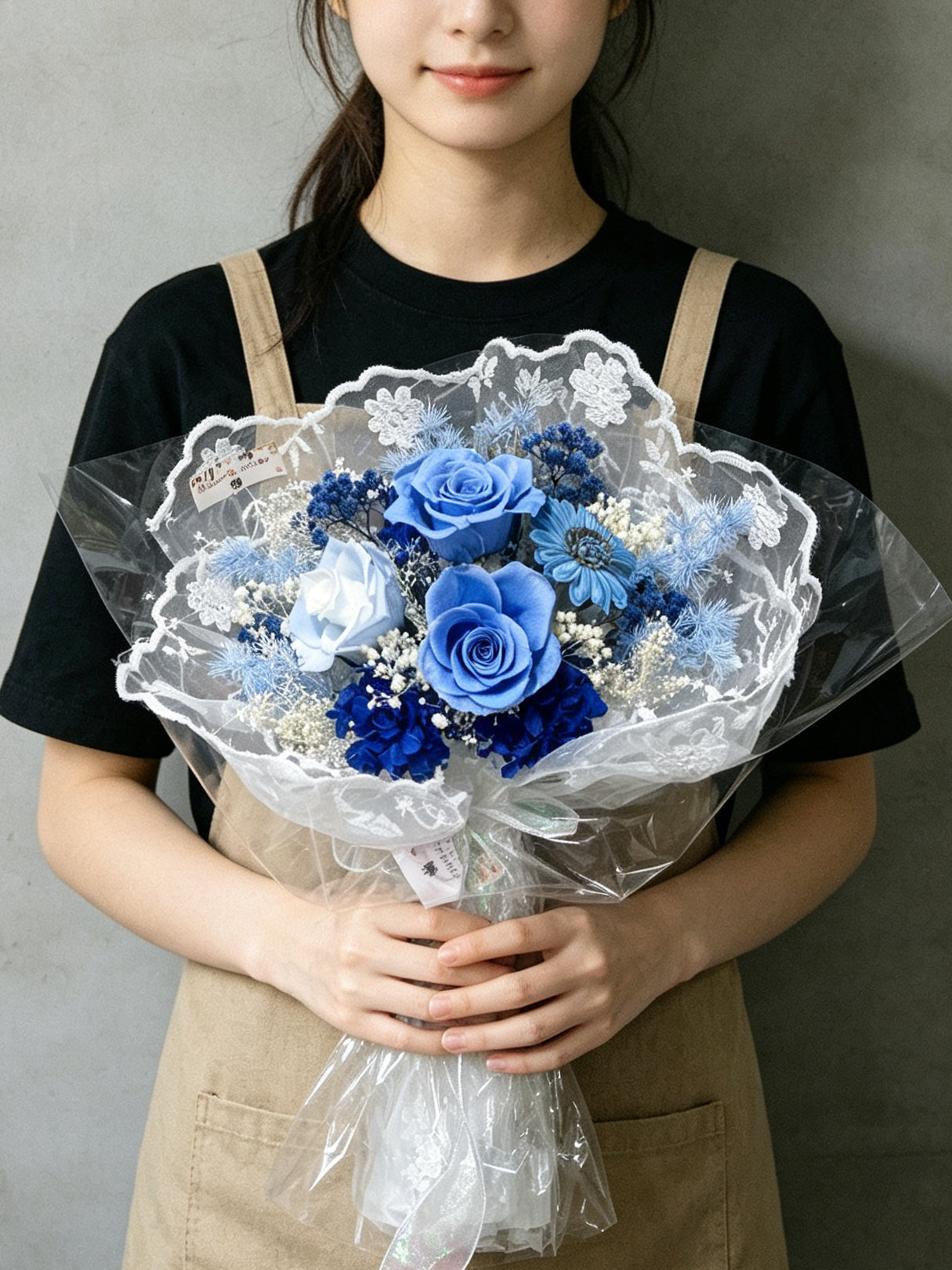 永生花束 玫瑰－蕾絲3 枝藍色色系保鮮玫瑰花束｜畢業花束