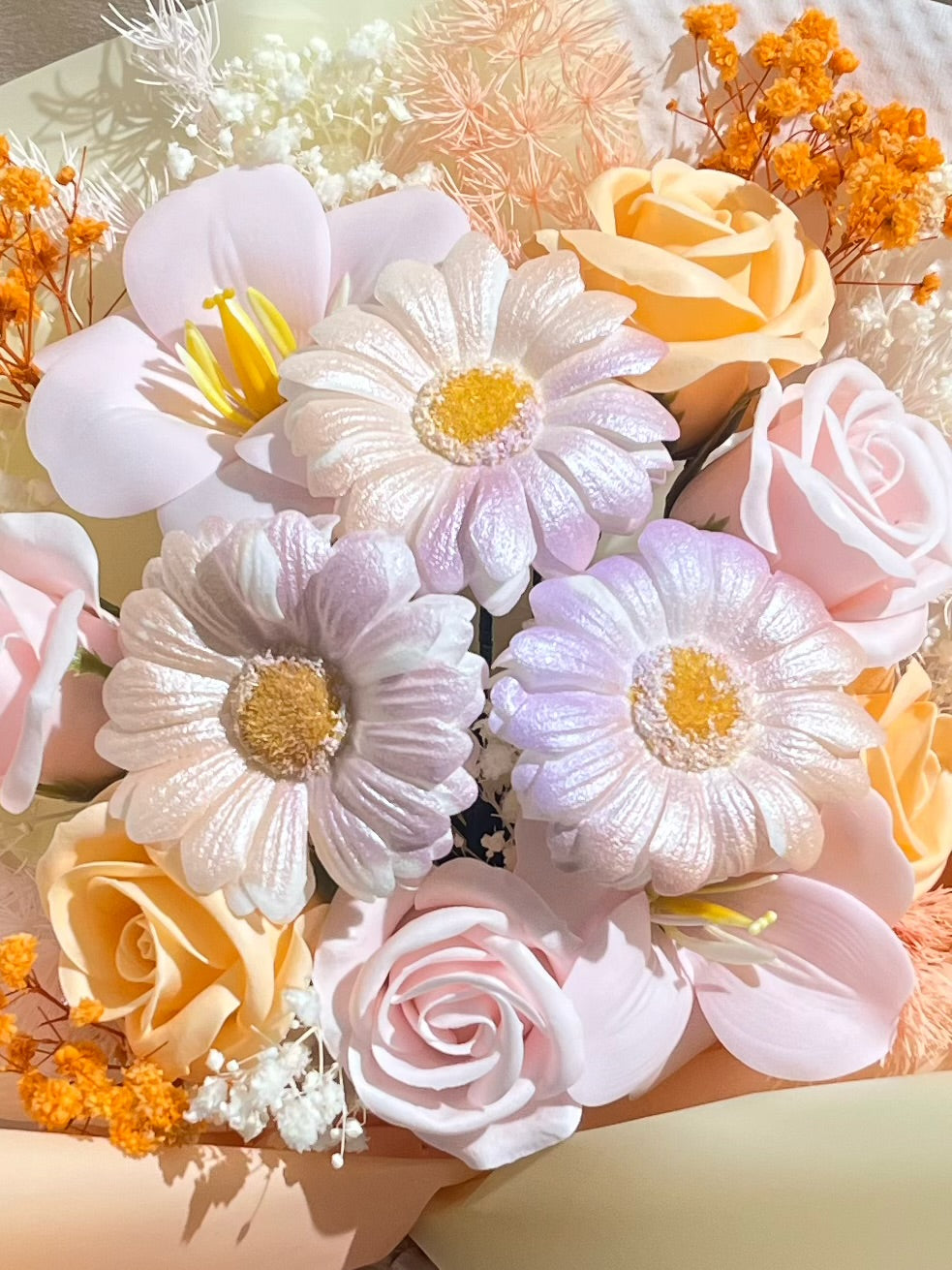 （有現貨）畢業花束 橙月 －番梘太陽花菊 玫瑰花束 鬱金香｜畢業花束  小學 幼稚園