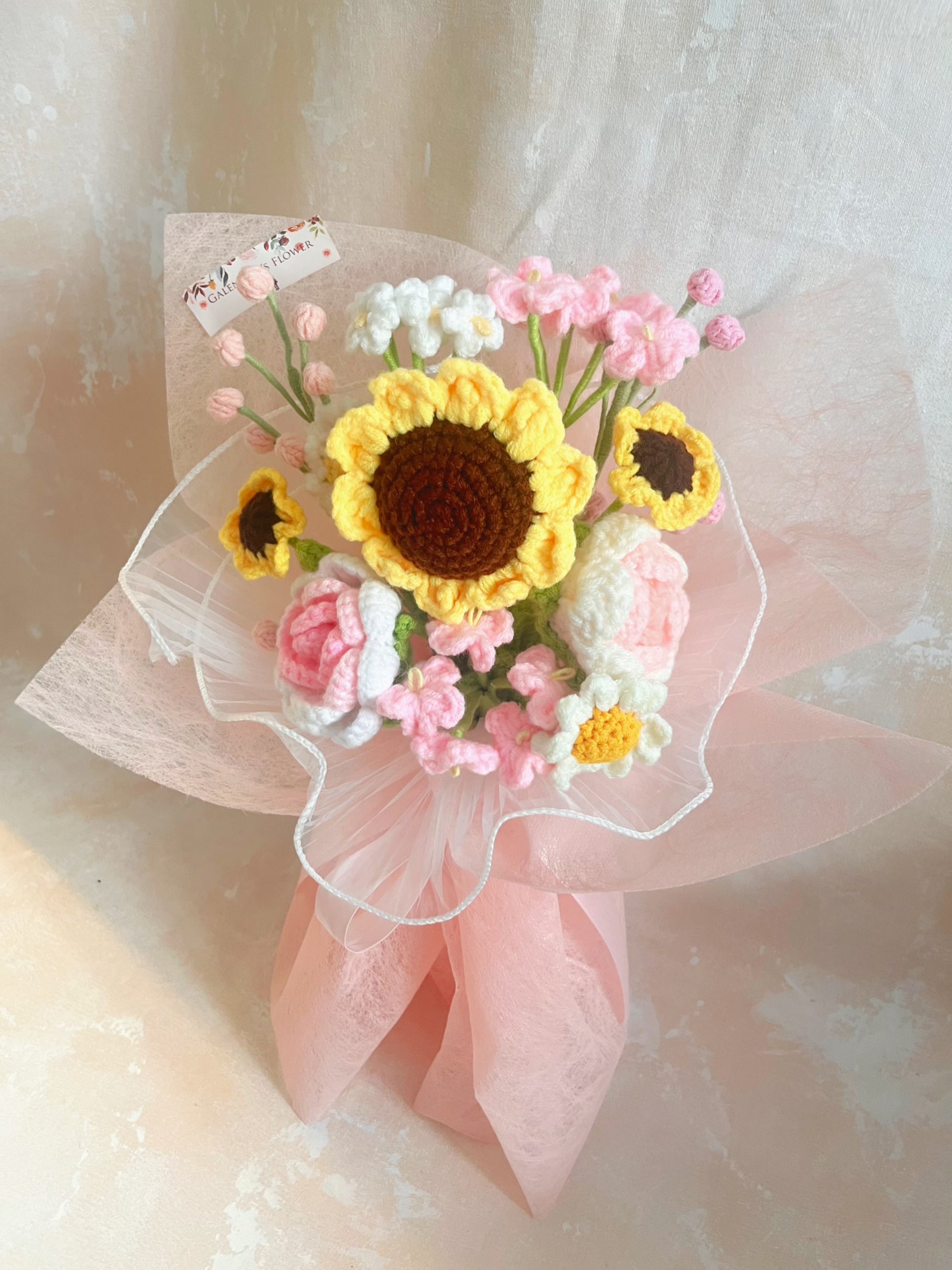 快樂太陽 針織花束 太陽花 向日葵 畢業禮物 畢業花束 公仔花束 生日 中學 小學 幼稚園