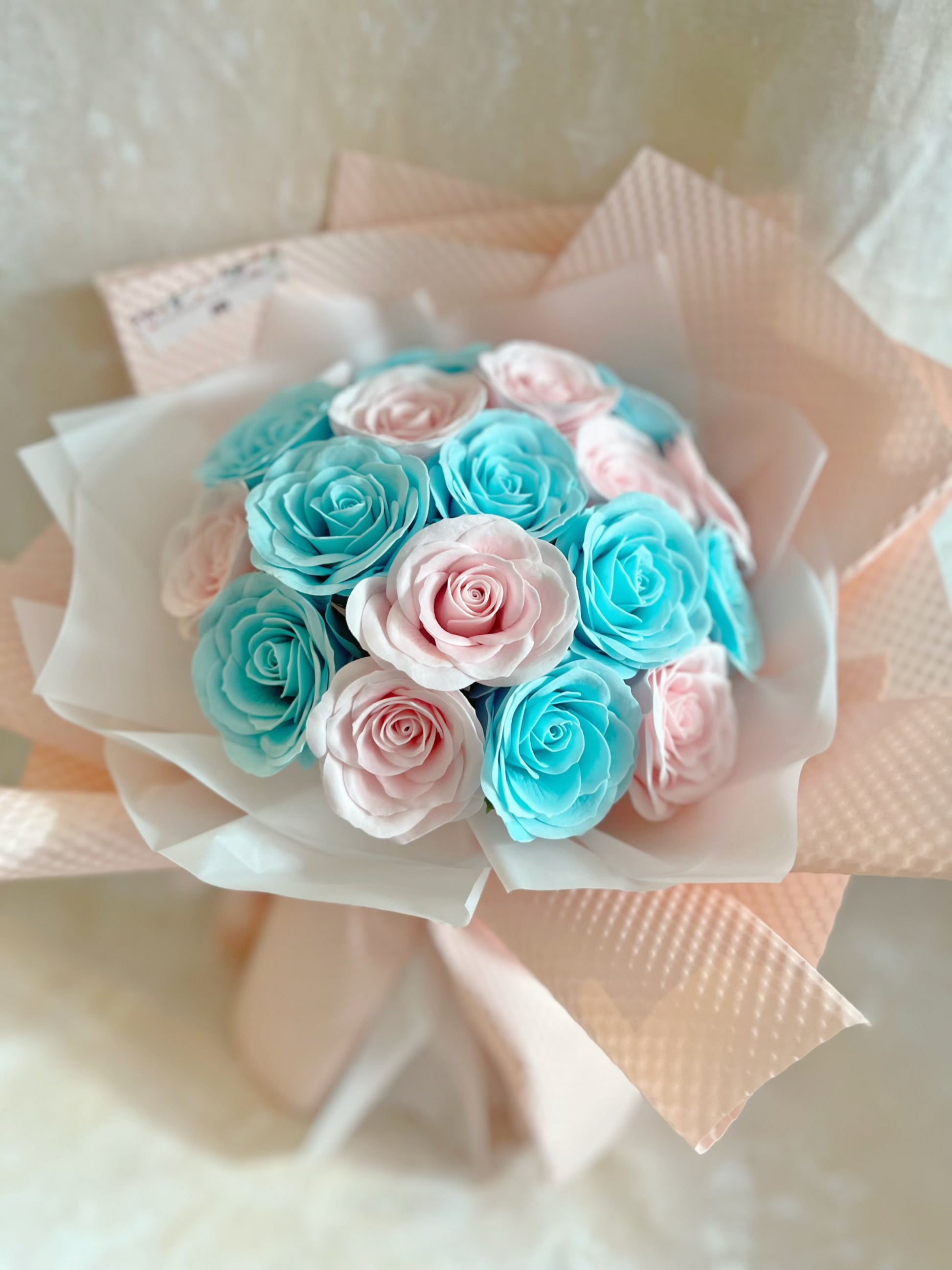 20 枝粉紅粉綠香梘玫瑰花束 ｜番梘花｜畢業花束 情人節花束 求婚 生日花束