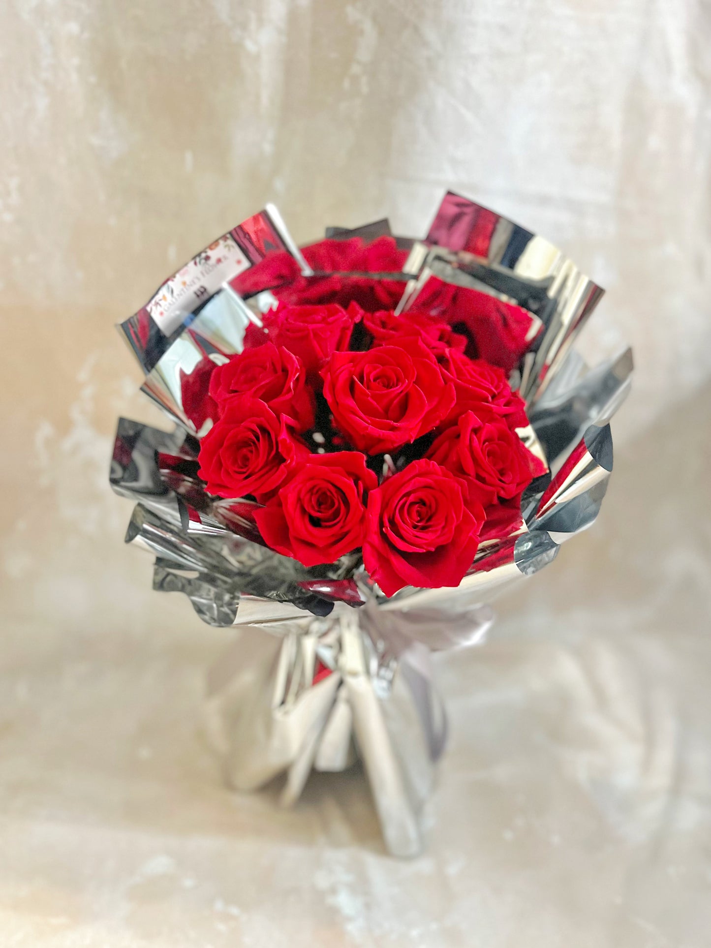 時尚打卡鏡面9枝保鮮玫瑰花束｜保鮮花 永生花 畢業花束