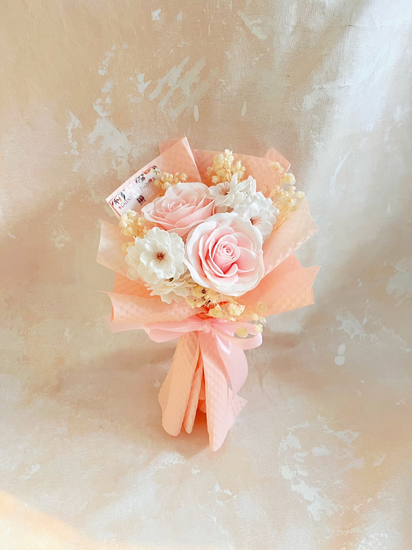 美少女的畢業花花束 + 玫瑰花｜香梘花生日花束 中學 小學 幼稚園