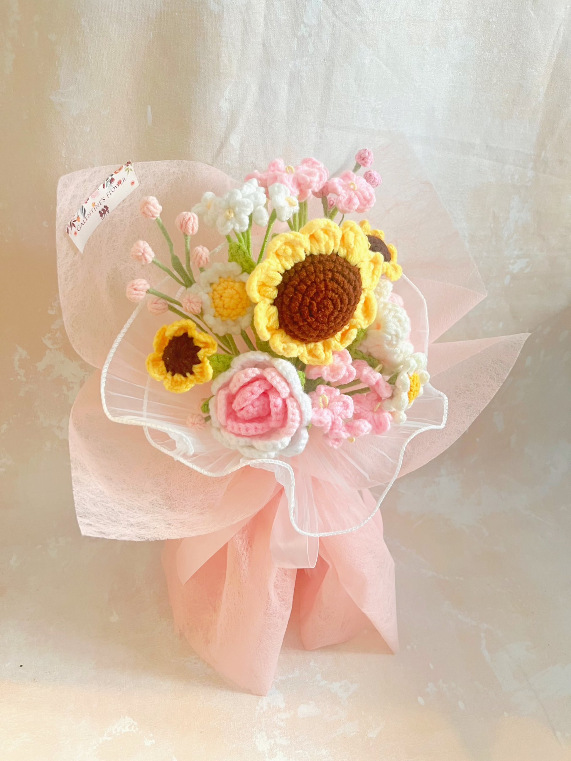 快樂太陽 針織花束 太陽花 向日葵 畢業禮物 畢業花束 公仔花束 生日 中學 小學 幼稚園