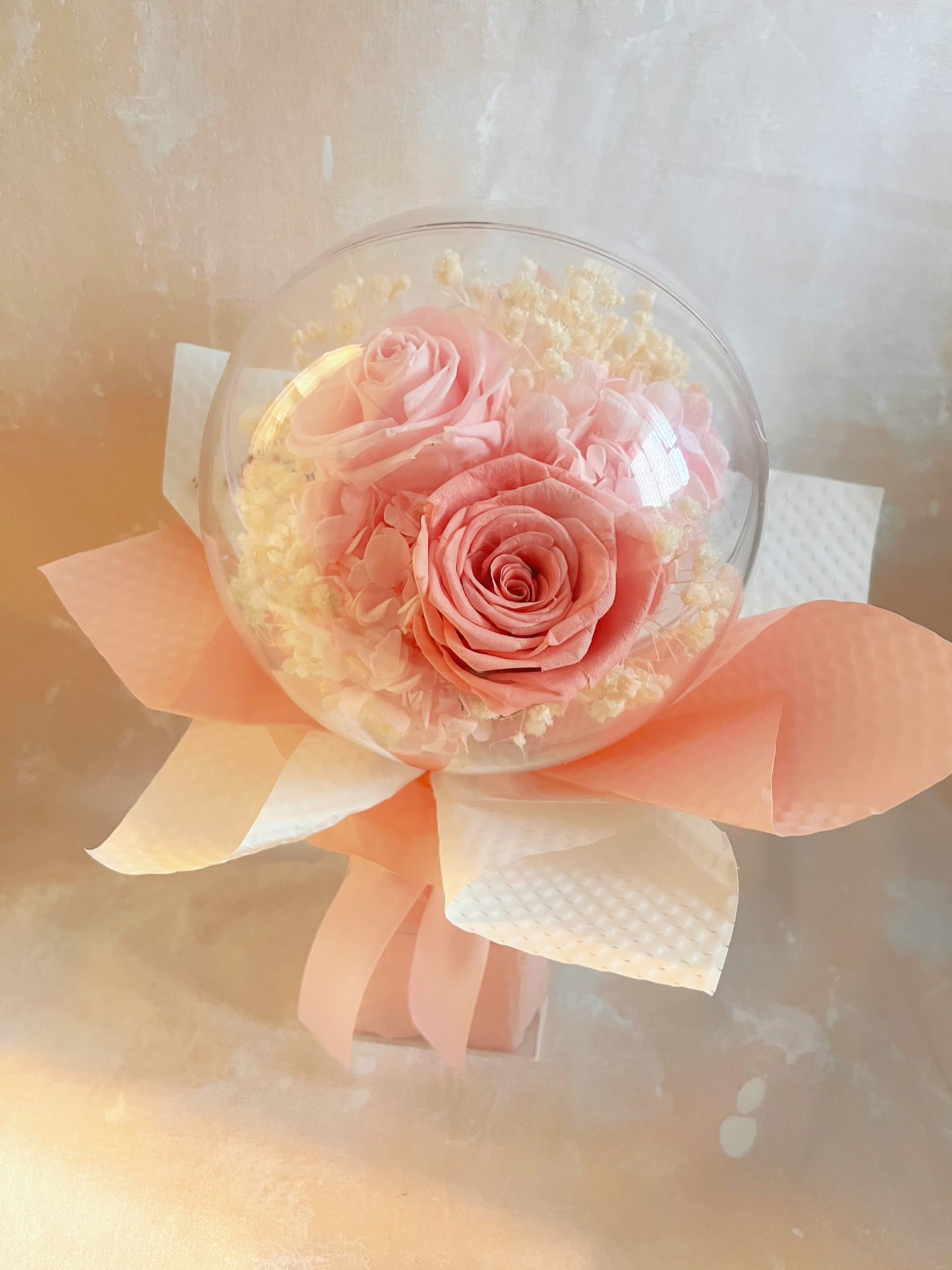 浪漫小夢幻球 2枝保鮮玫瑰花束｜保鮮花 永生花 生日花束