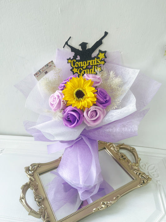 氣質紫～小版畢業花束精選 1枝太陽花花束 + 玫瑰花｜香梘花生日花束 中學 小學 幼稚園