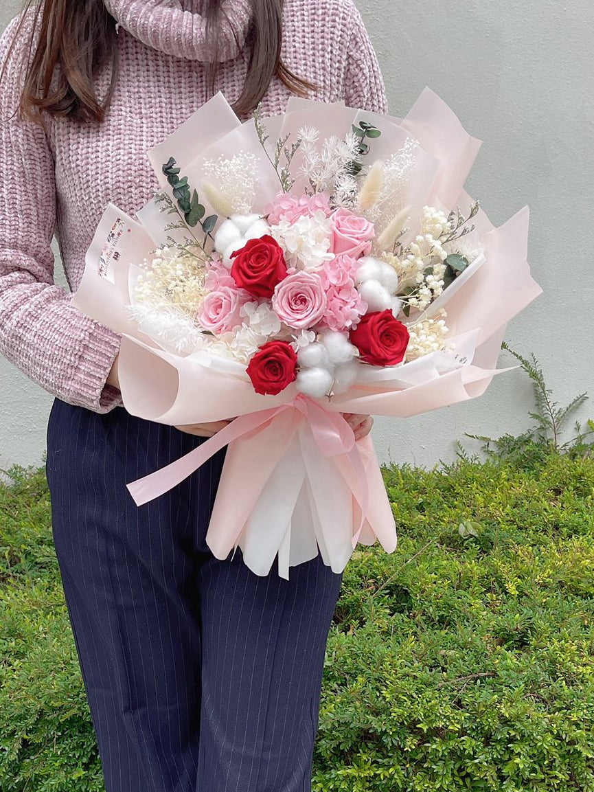 美麗之最 6枝保鮮玫瑰花束｜保鮮花 永生花 畢業花束 生日花束